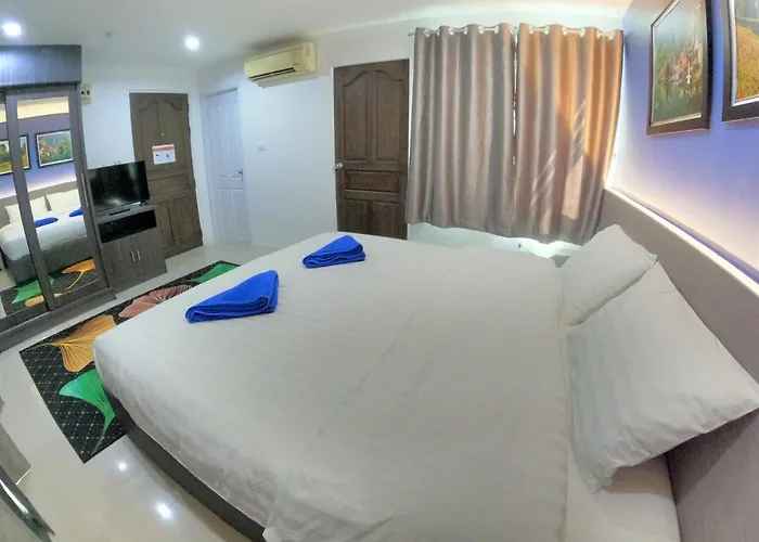 Poonsuk Place Hotel