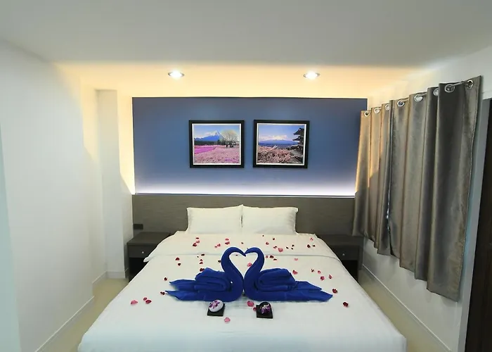 Hotel Poonsuk Place 2*