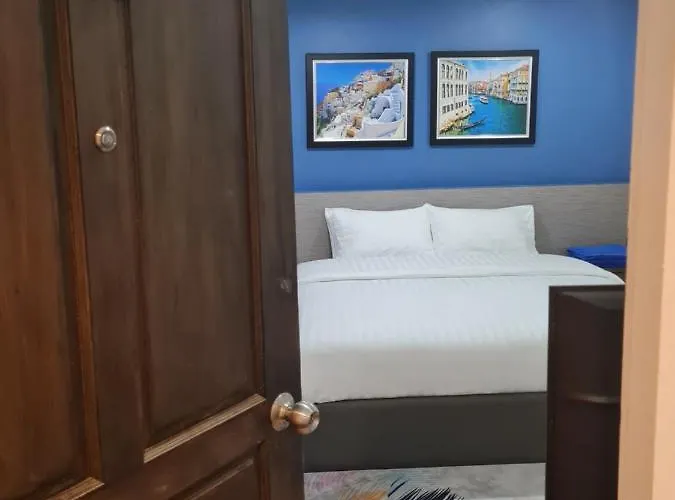 Poonsuk Place