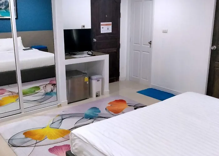 Poonsuk Place Hotel