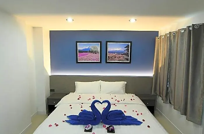 Poonsuk Place Hotel 2*
